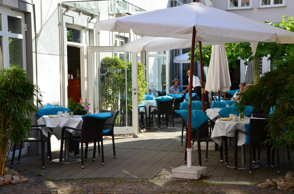 Hotel Muller Cafe & Wein - Mondholzhotel Файтсгехгайм Екстер'єр фото